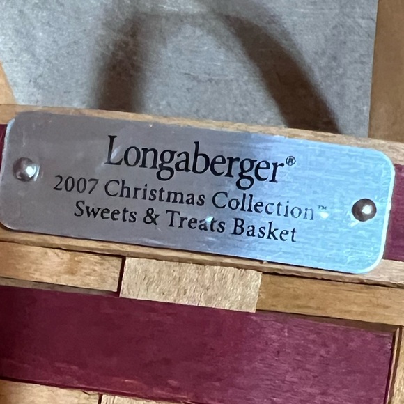 Longaberger 2007 Sweets Treats Red Basket Combo with Extra Christmas Knob, EUC - Picture 9 of 15